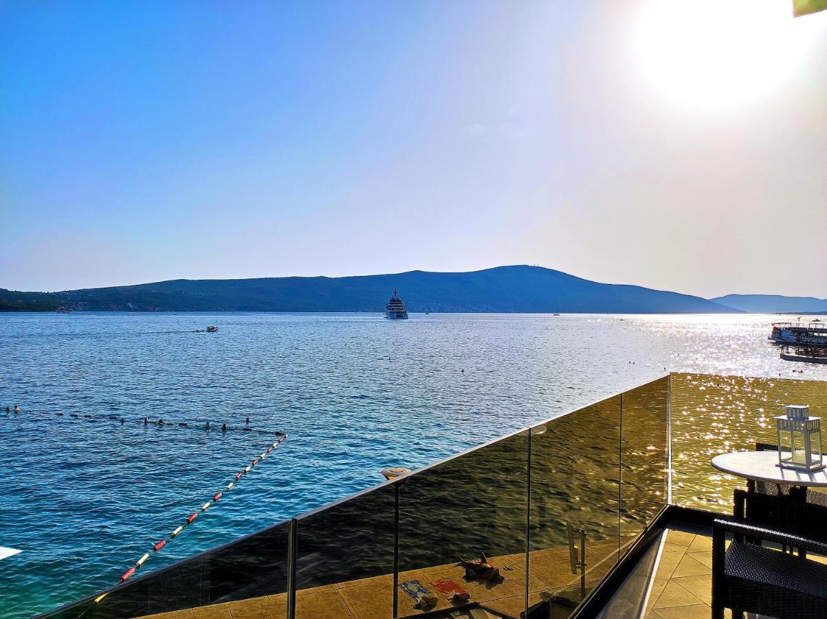 Seafront Apartments Tivat Exterior photo